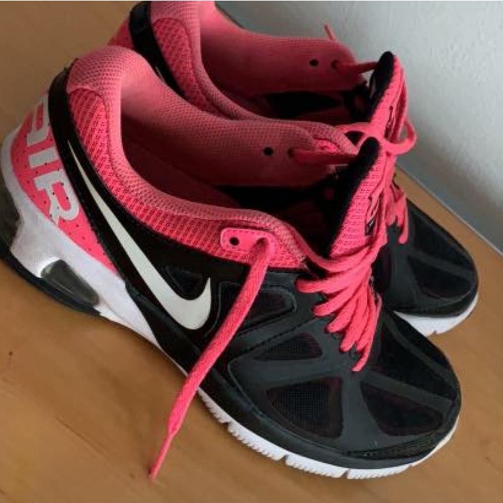 Women’s sneaker